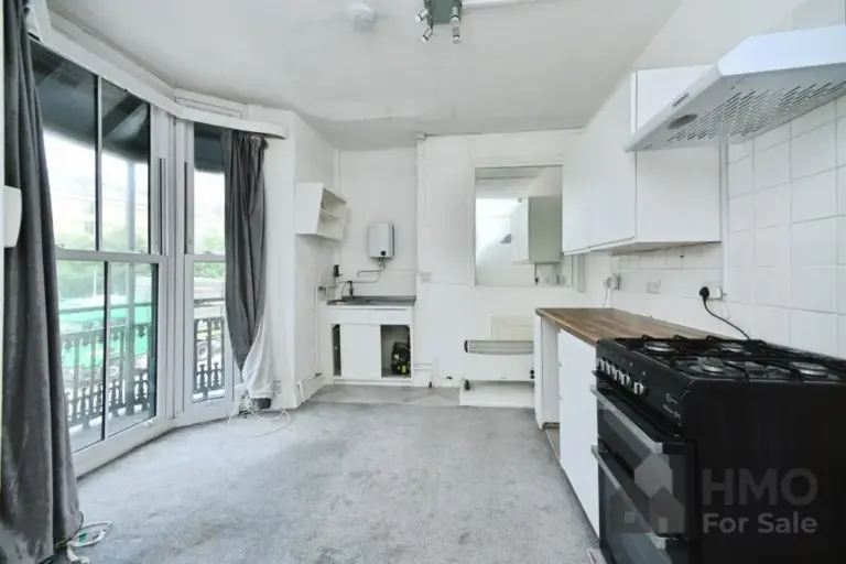 Bedsit 1