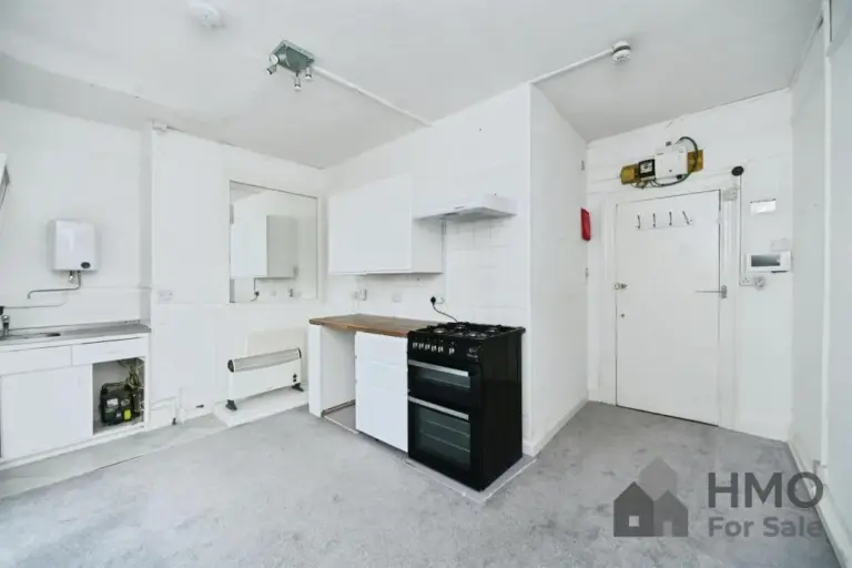 Bedsit 1