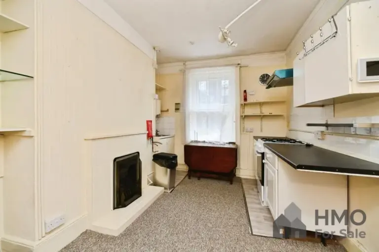 Bedsit 2